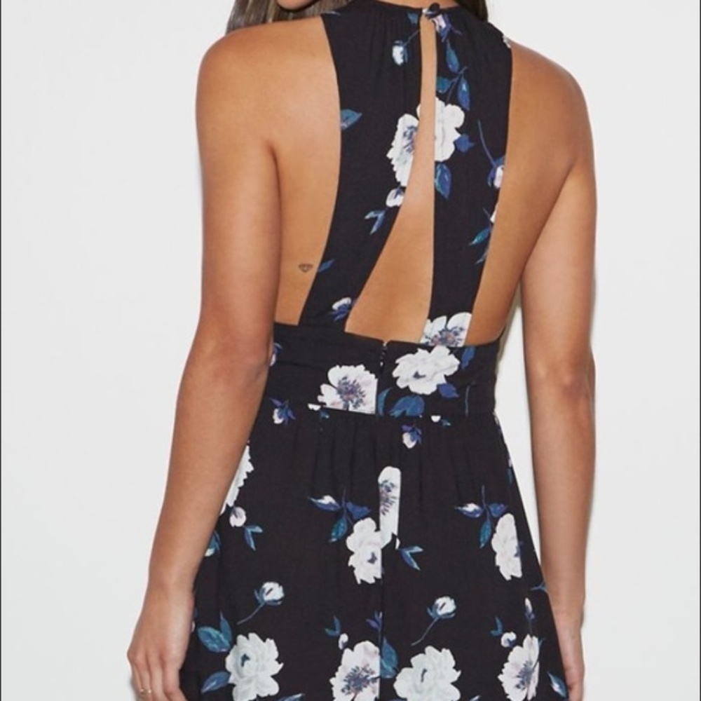 Kendall & Kylie Black Floral Open Back Romper - Picture 2 of 8